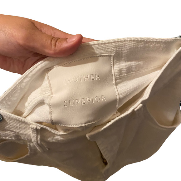 NEW Mother High Waisted Tunnel Vision Cuff Fray Short in Totally Innocent sz 24 - Picture 10 of 10